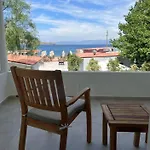 Hotel Lavinya