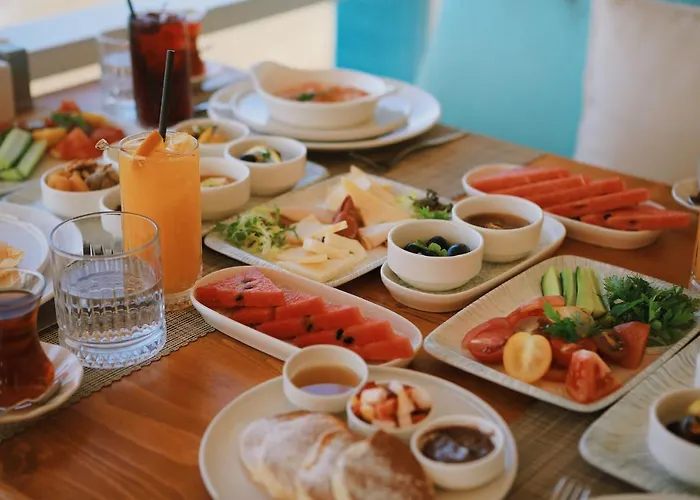 Lavinya Hotel 3*