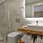Lavinya Otel 3*