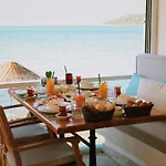 Hotel Lavinya
