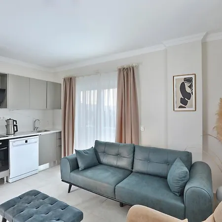 Lavinya Hotel 3*