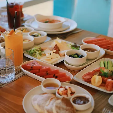 Lavinya Отель 3*