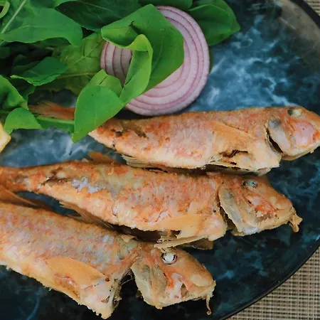 Lavinya Гёльтюрбюку