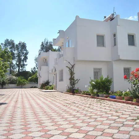 Отель Lavinya 3*