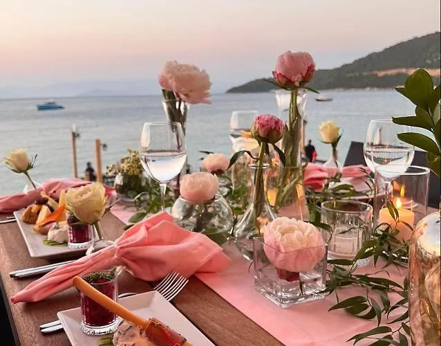 Szálloda Lavinya 3*